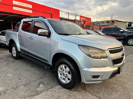 CHEVROLET S10 2.4 LS 4X2 CD 8V FLEX 4P MANUAL CHEVROLET S10 2.4 LS 4X2 CD 8V FLEX 4P MANUAL